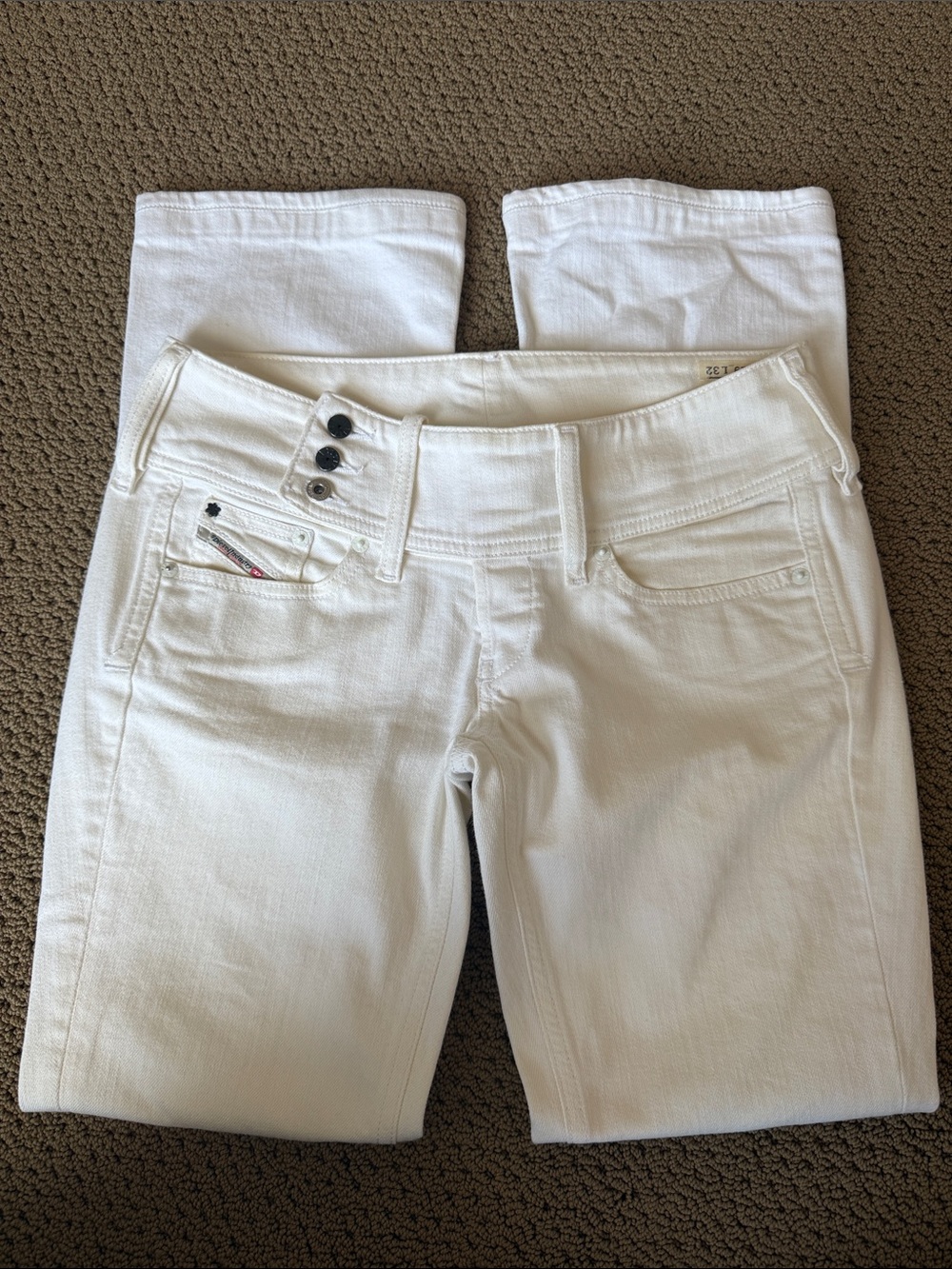Diesel Low Rise White Women's Jeans with Triple Button Waist
